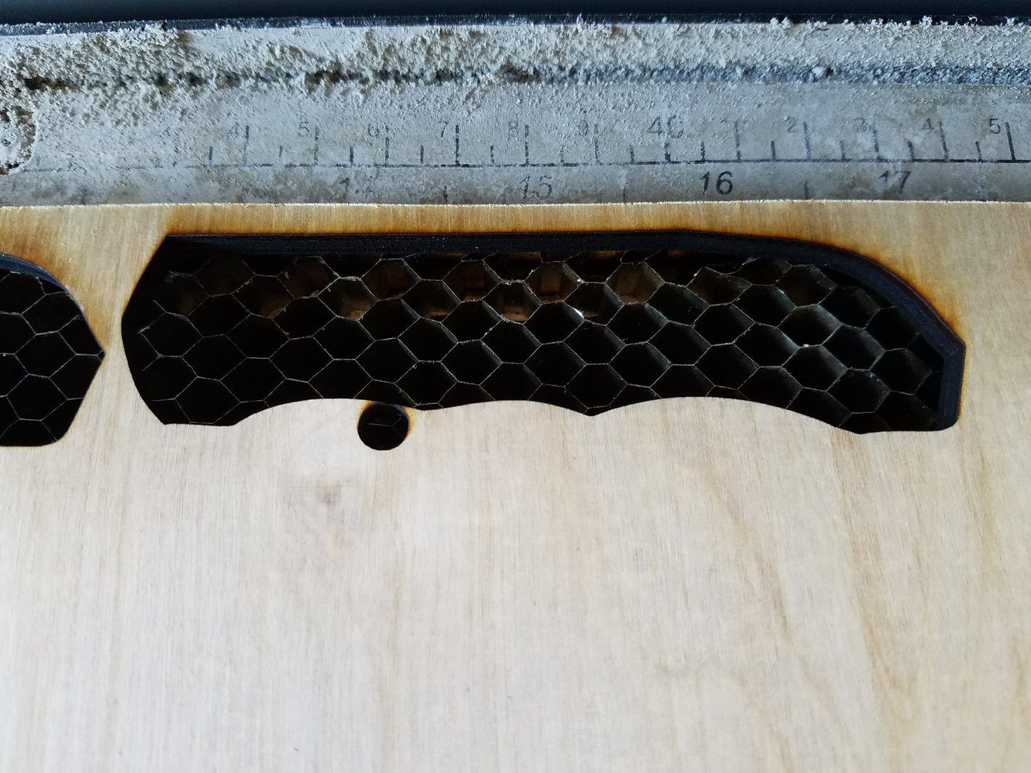 TEMPLATE for LASERCUTTER Weathered Clip Knife, Ozark Trail, jig and engraving area plus BONUS Personalization layer