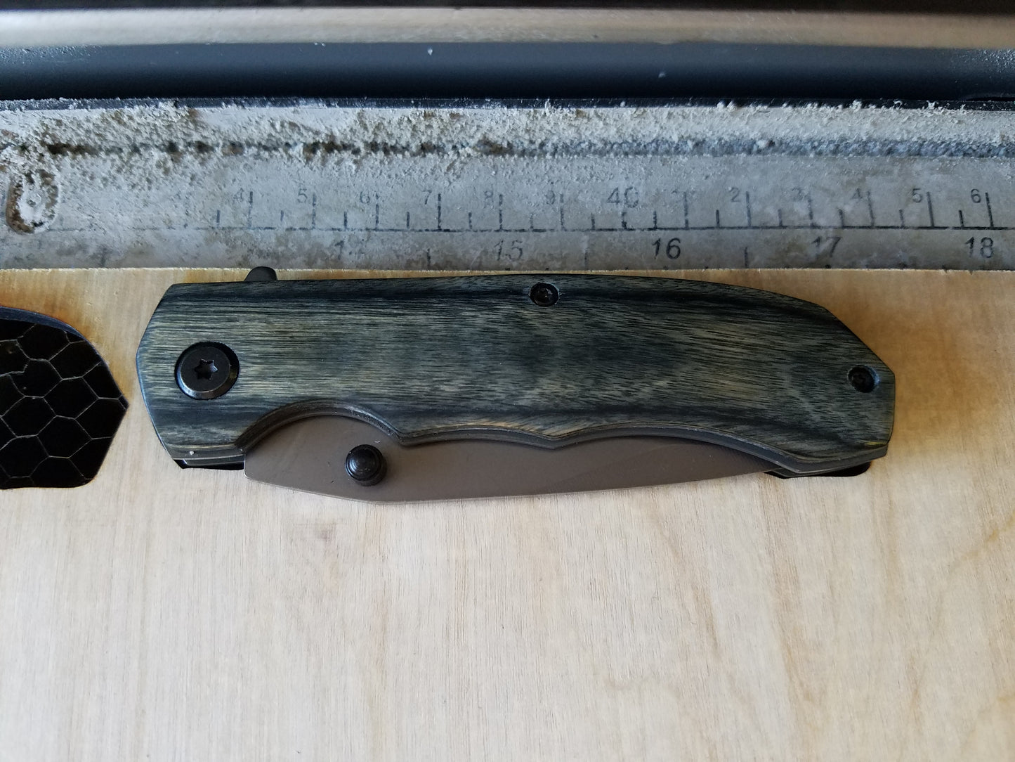TEMPLATE for LASERCUTTER Weathered Clip Knife, Ozark Trail, jig and engraving area plus BONUS Personalization layer