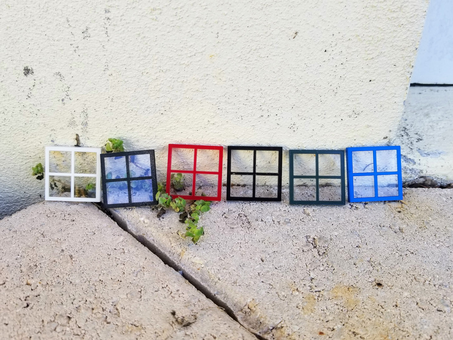 square dollhouse window 1.5" set of 24