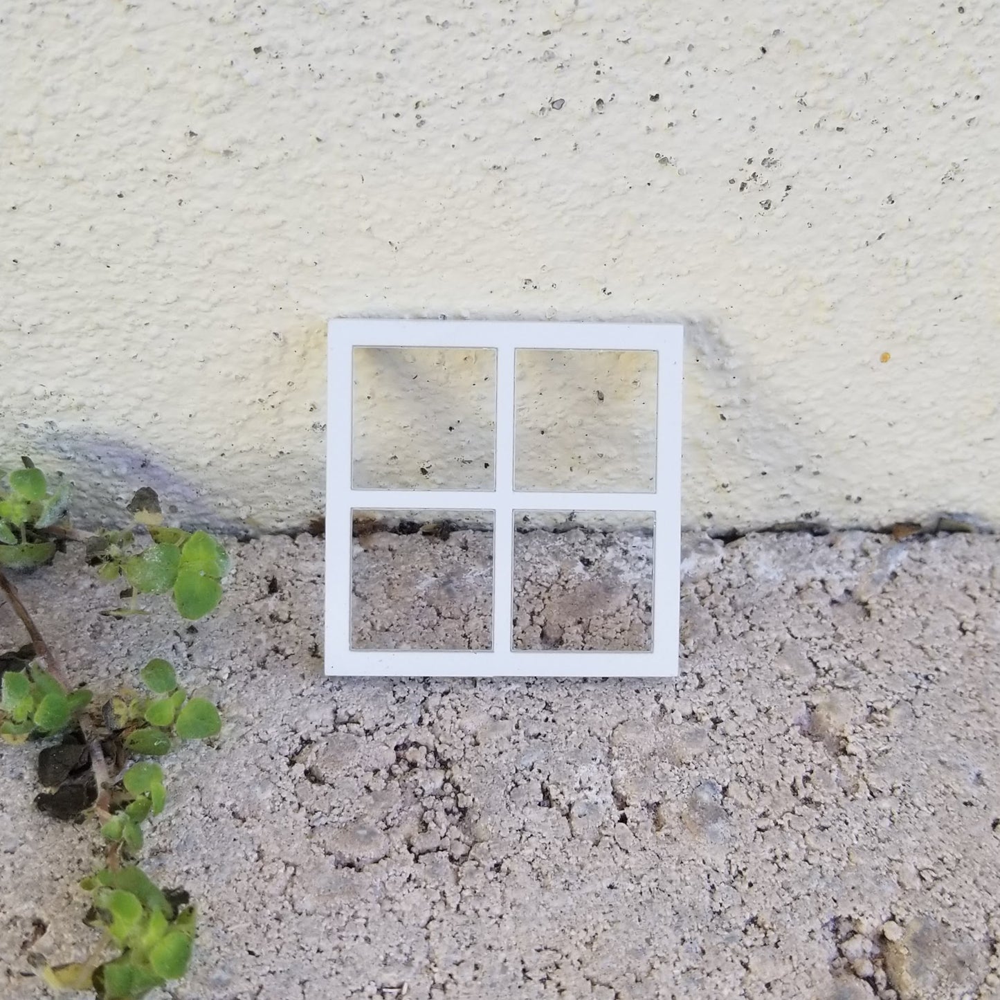 square dollhouse window 1.5" set of 24